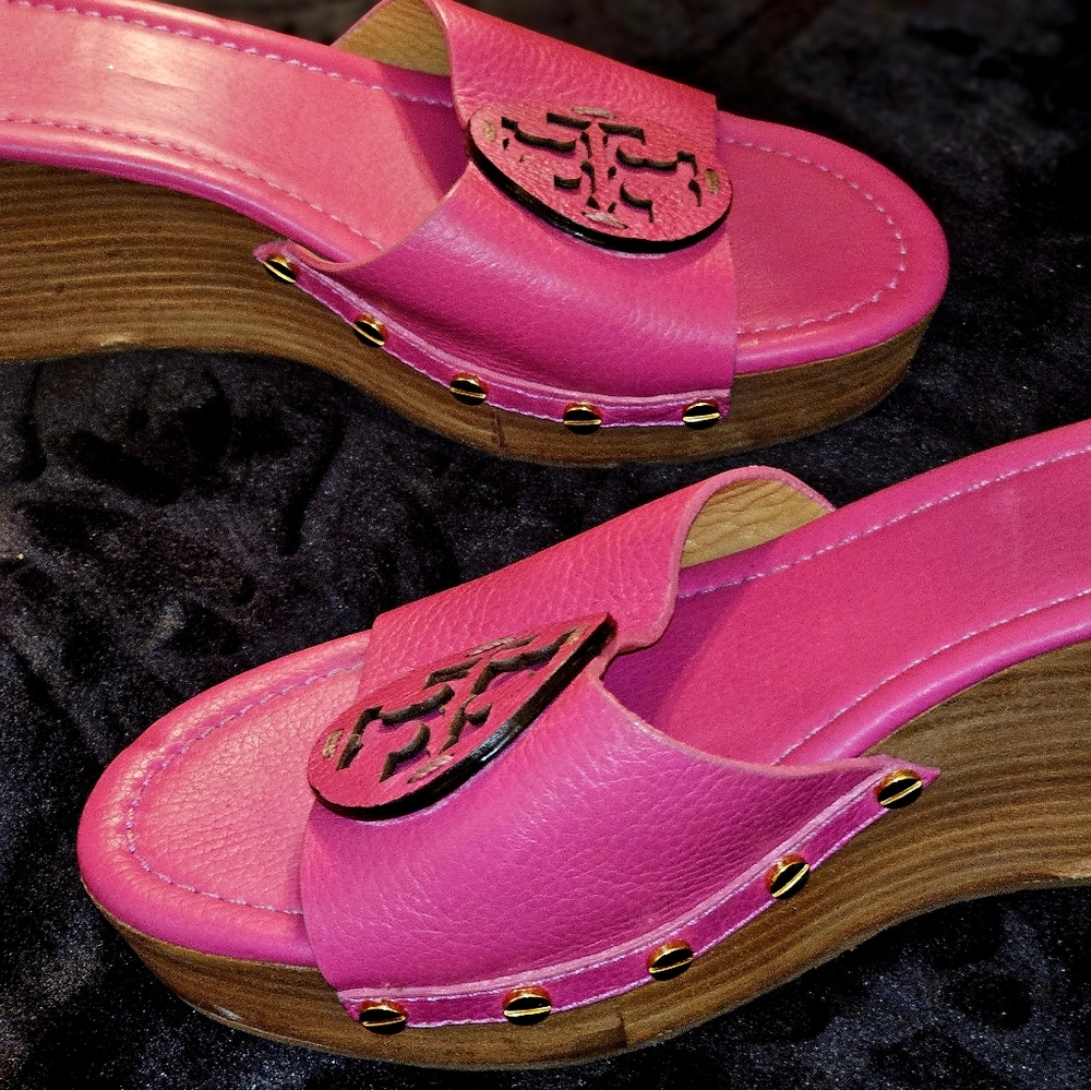 Tory Burch Pink Wedge Mules with Decorative Detail - Picture 4 of 6